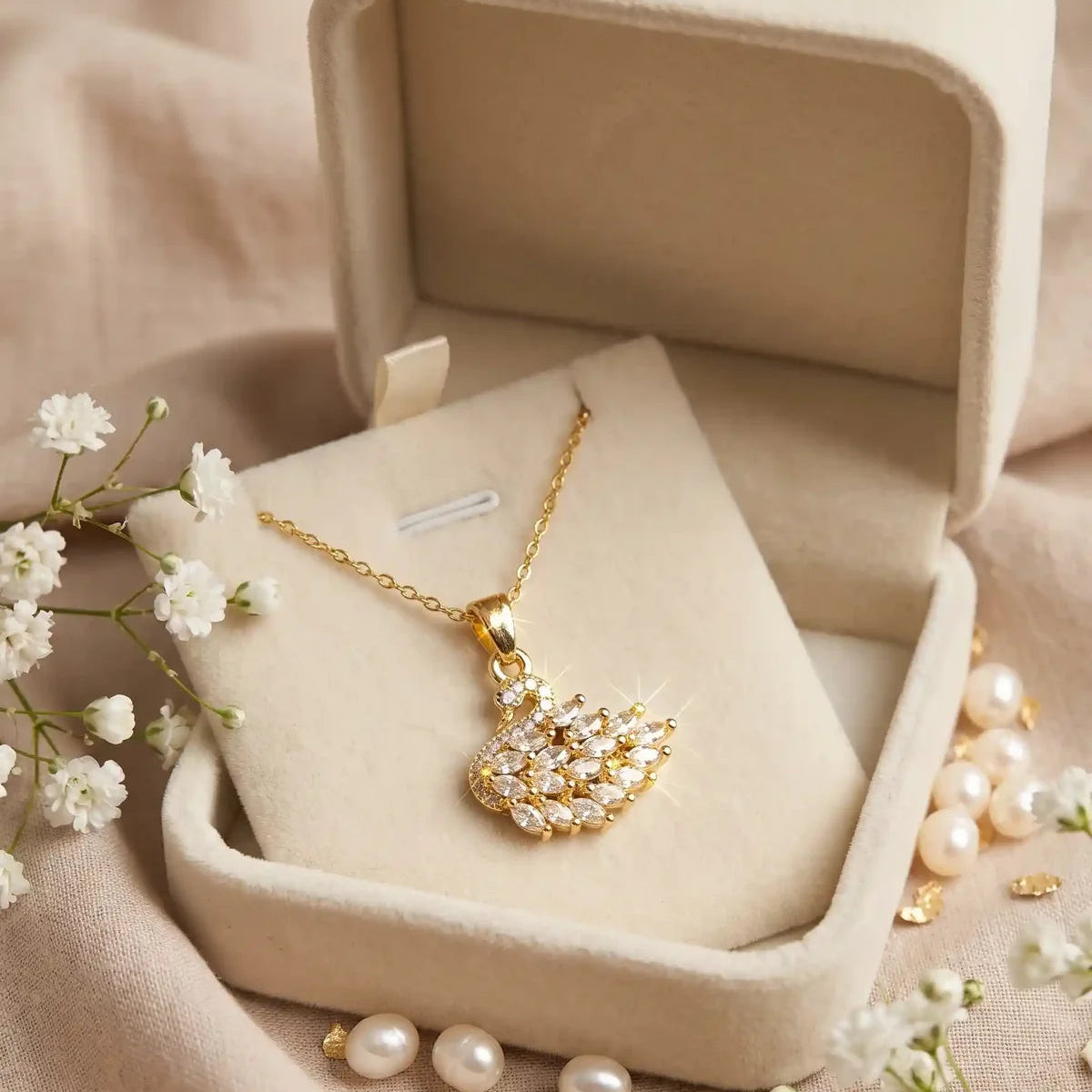 Swan luxury Necklace
