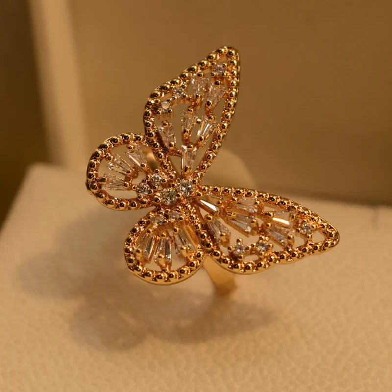 Butterfly Crystal Rings ( Allow to open parcel )