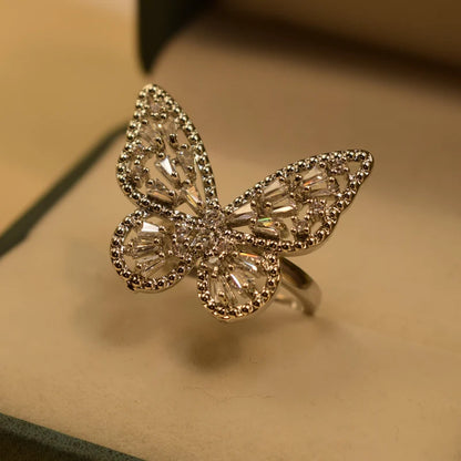 Butterfly Crystal Rings ( Allow to open parcel )